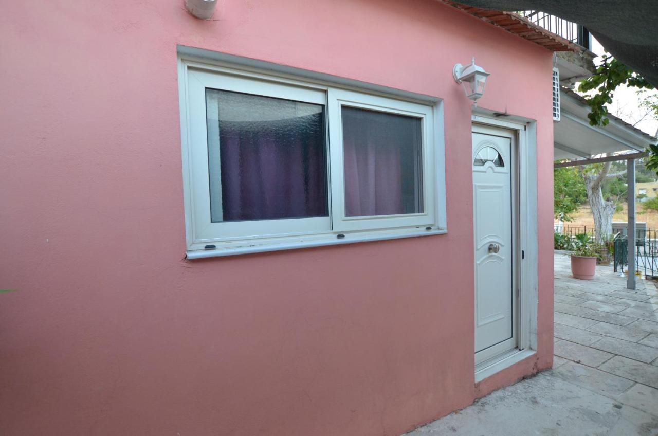 Domenica House Apartment Kondaraina Bagian luar foto