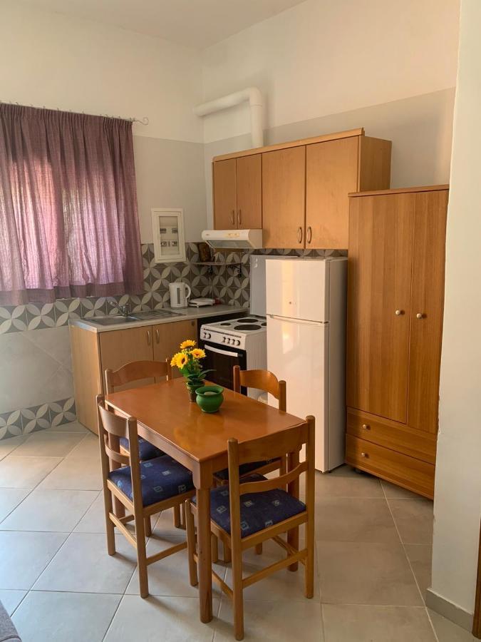 Domenica House Apartment Kondaraina Bagian luar foto