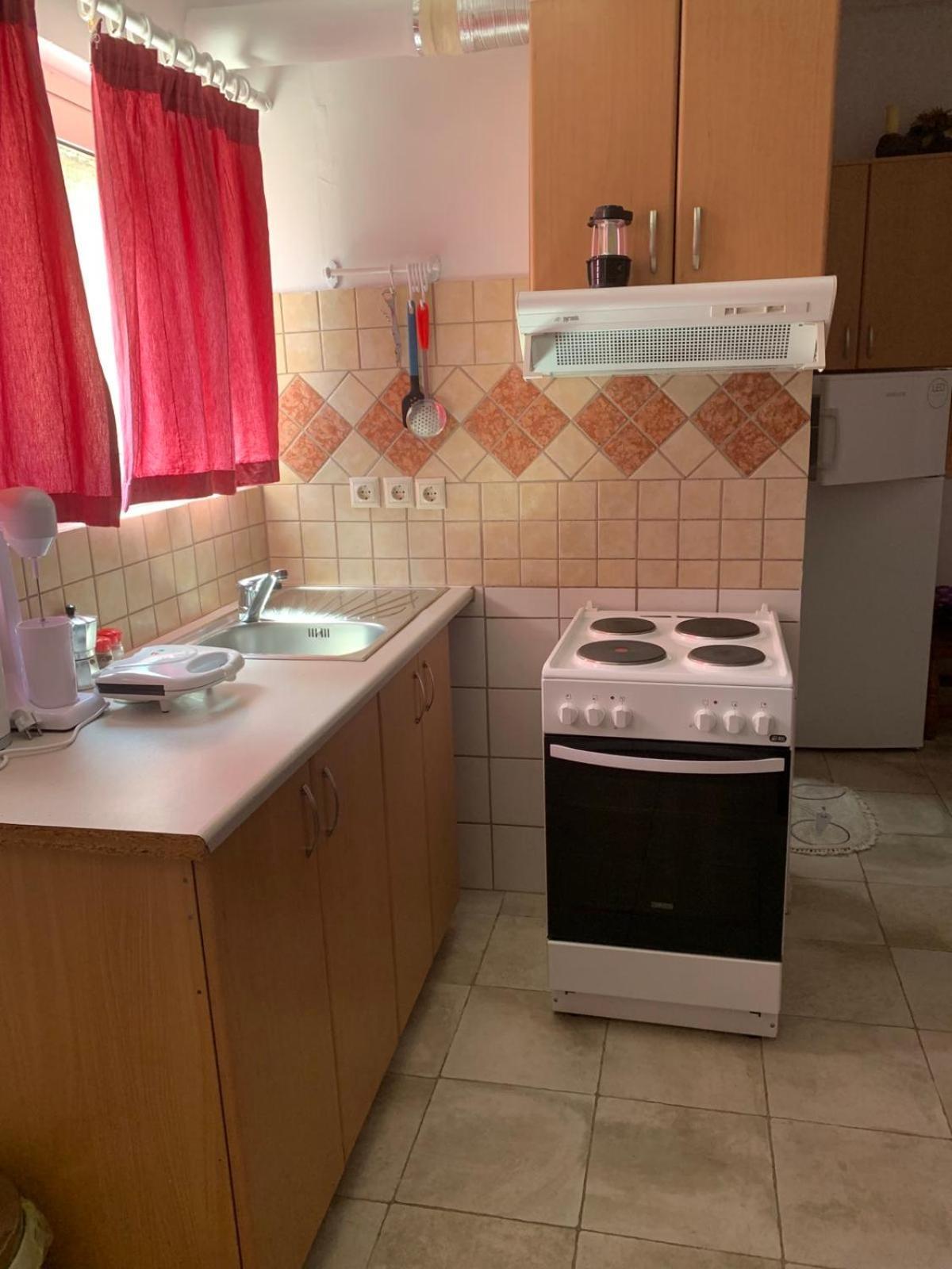 Domenica House Apartment Kondaraina Bagian luar foto