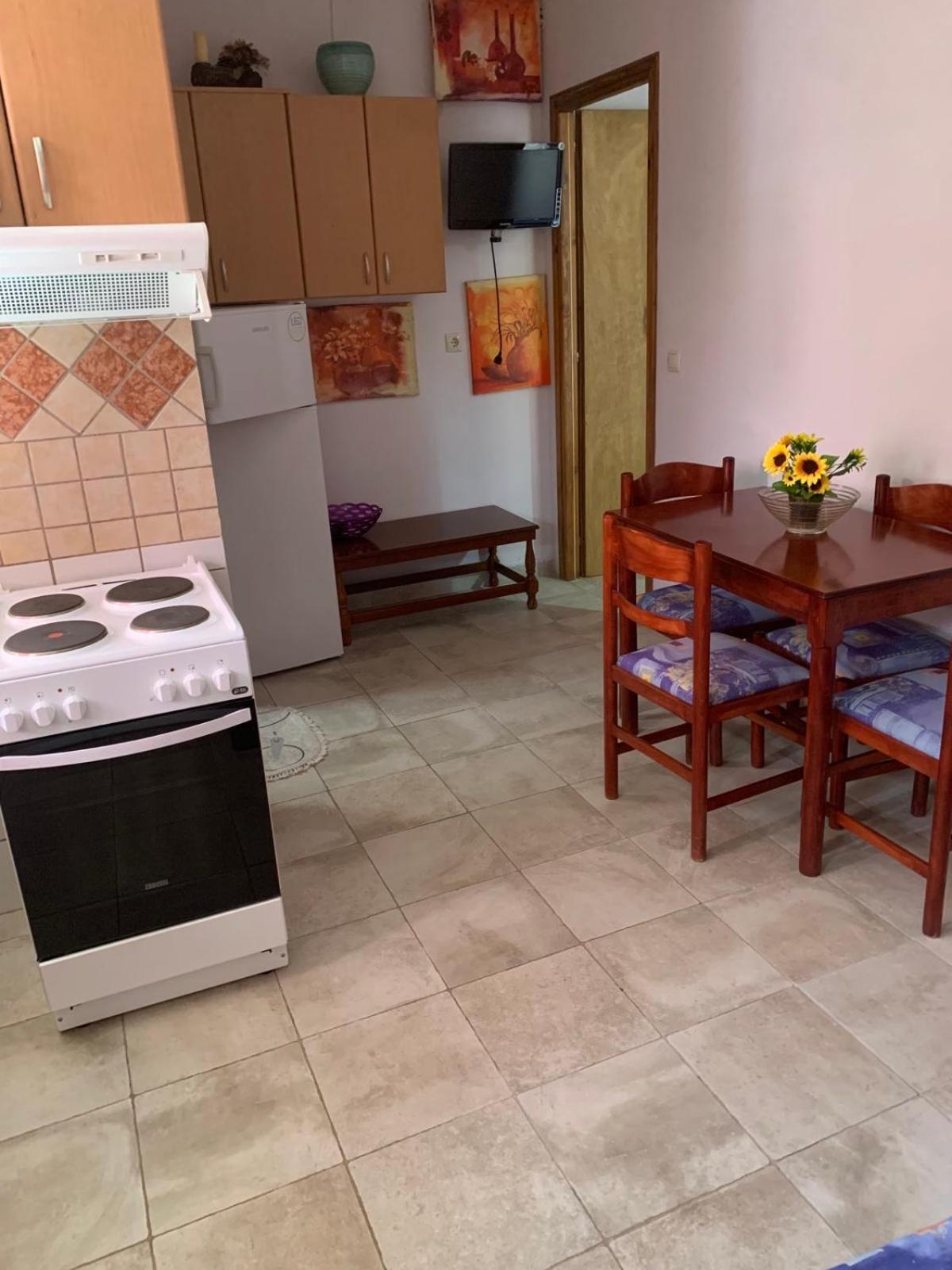 Domenica House Apartment Kondaraina Bagian luar foto